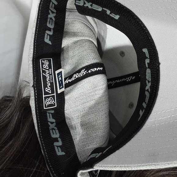 Hat - Picture 4 of 4